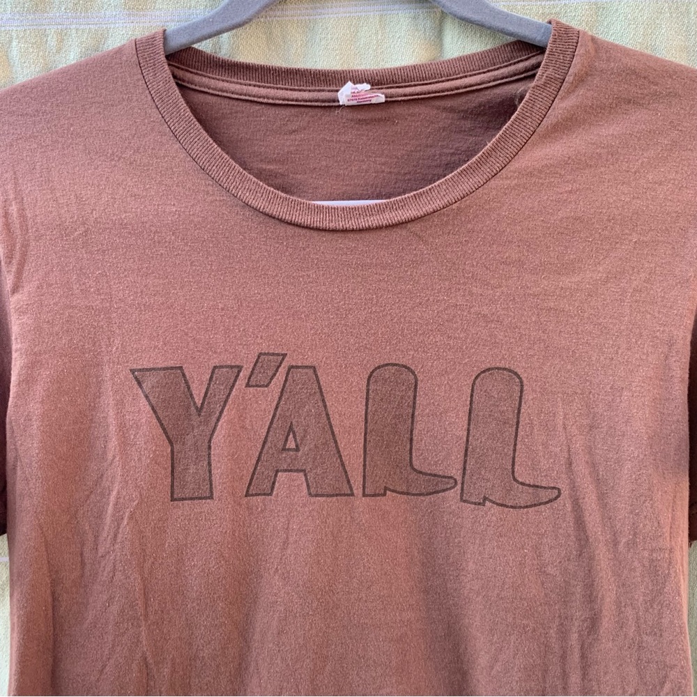 anvil “y’all” with cowboy boots cute graphic tee size small - Picture 3 of 5